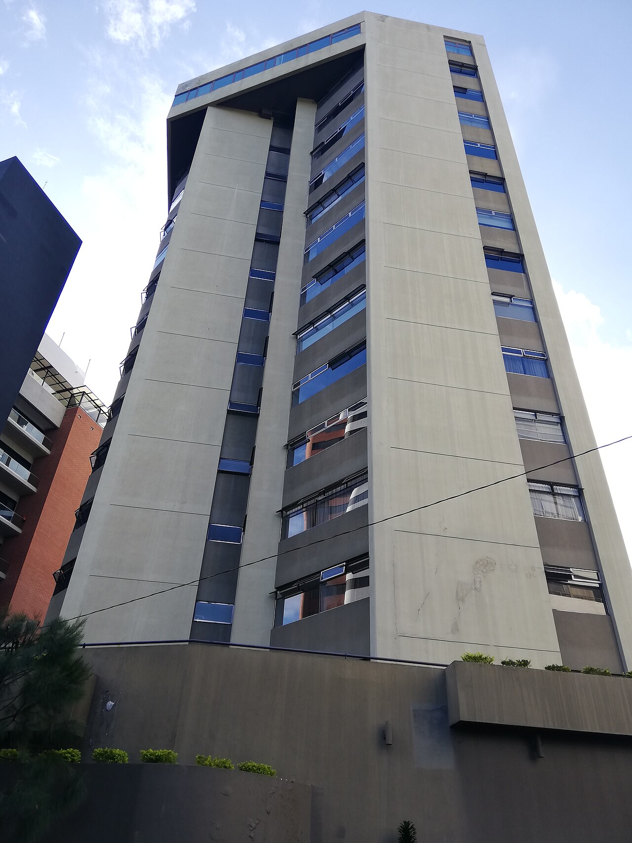 Torre Elgin, referencia 1 de Torre Elgin