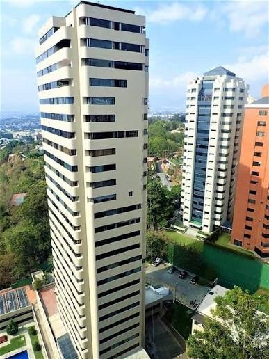 Vista lateral, referencia 3 de Premiere Club