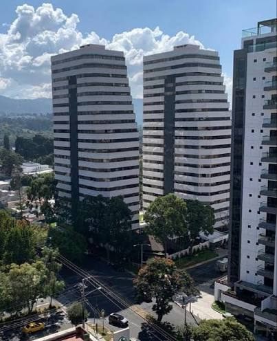Las dos torres desde el entorno, referencia 1 de Pacífica Plaza